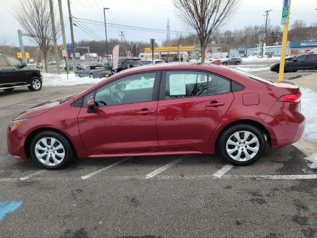 Toyota Corolla LE CVT (Natl) 2024