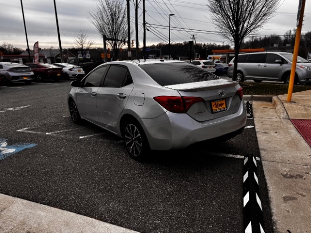 Toyota Corolla XLE CVT (Natl) 2019