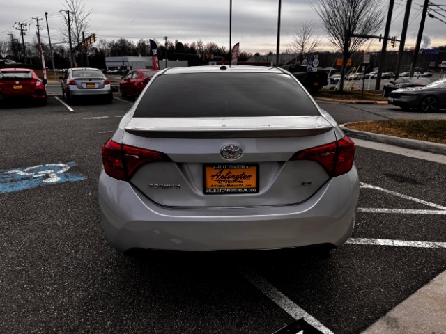 Toyota Corolla XLE CVT (Natl) 2019