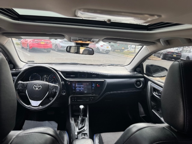 Toyota Corolla XLE CVT (Natl) 2019