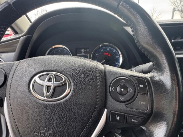 Toyota Corolla XLE CVT (Natl) 2019
