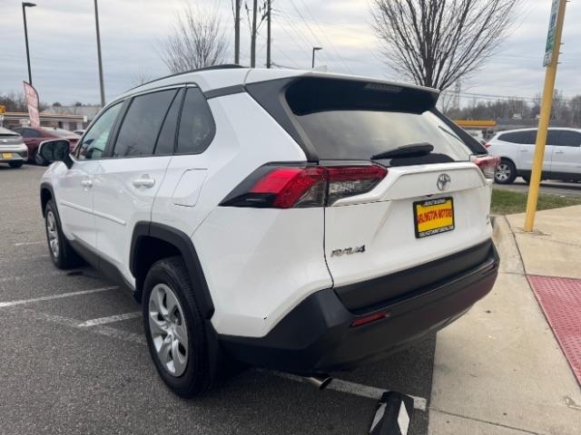 Toyota RAV4 LE AWD (Natl) 2019