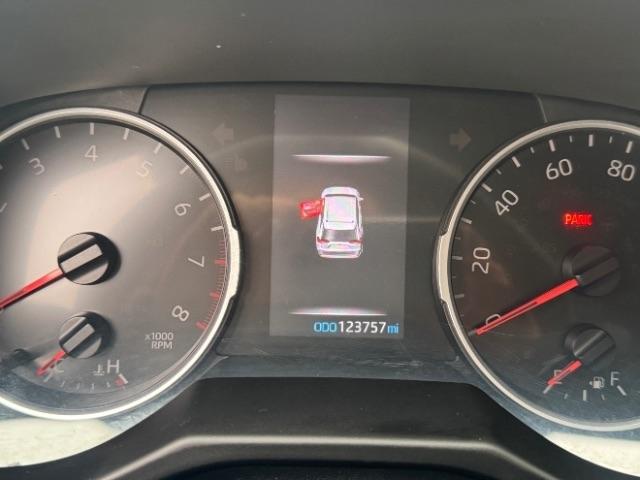 Toyota RAV4 LE AWD (Natl) 2019