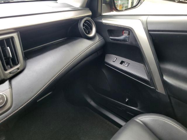Toyota RAV4 AWD 4dr Limited (Natl) 2015