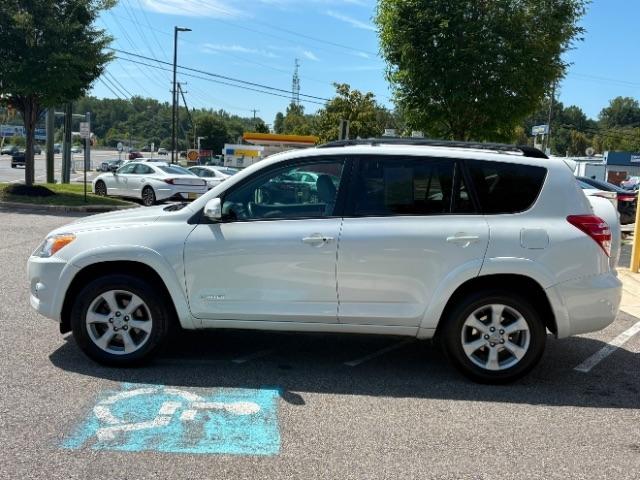 Toyota RAV4 4WD 4dr V6 5-Spd AT Ltd (Natl) 2011