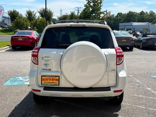 Toyota RAV4 4WD 4dr V6 5-Spd AT Ltd (Natl) 2011