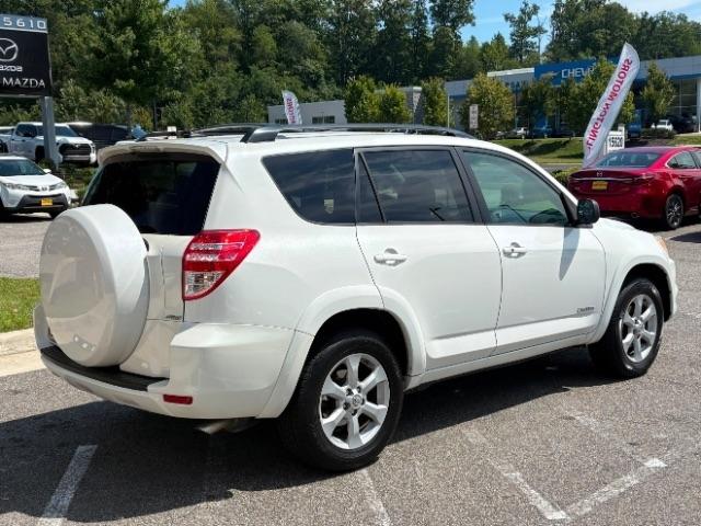 Toyota RAV4 4WD 4dr V6 5-Spd AT Ltd (Natl) 2011