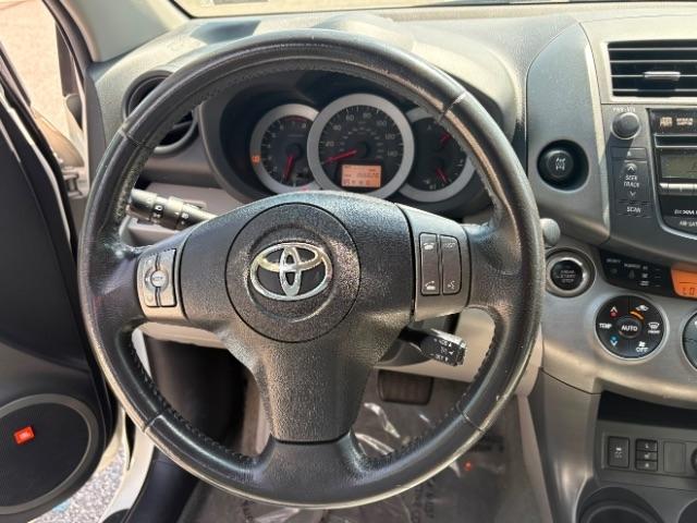 Toyota RAV4 4WD 4dr V6 5-Spd AT Ltd (Natl) 2011