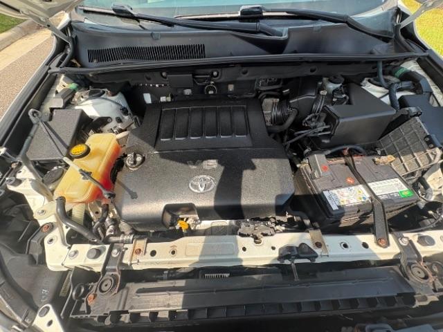 Toyota RAV4 4WD 4dr V6 5-Spd AT Ltd (Natl) 2011