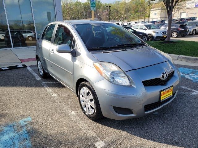 Toyota Yaris 5dr LB Man (Natl) 2010