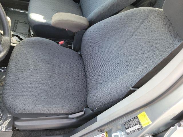 Toyota Yaris 5dr LB Man (Natl) 2010