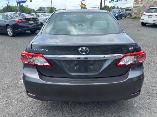 Toyota Corolla 4dr Sdn Auto LE Special Edition (Natl) 2013