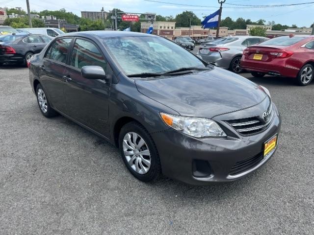 Toyota Corolla 4dr Sdn Auto LE Special Edition (Natl) 2013