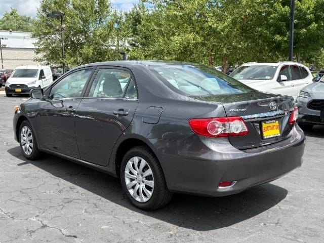 Toyota Corolla 4dr Sdn Auto LE Special Edition (Natl) 2013