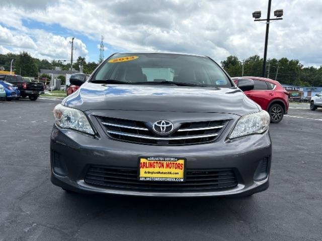 Toyota Corolla 4dr Sdn Auto LE Special Edition (Natl) 2013