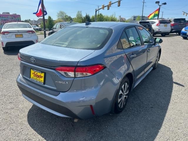 Toyota Corolla Hybrid LE CVT (Natl) 2022