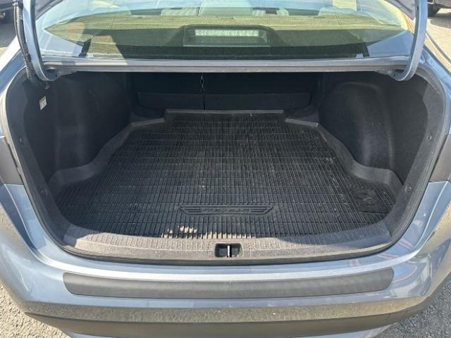 Toyota Corolla Hybrid LE CVT (Natl) 2022