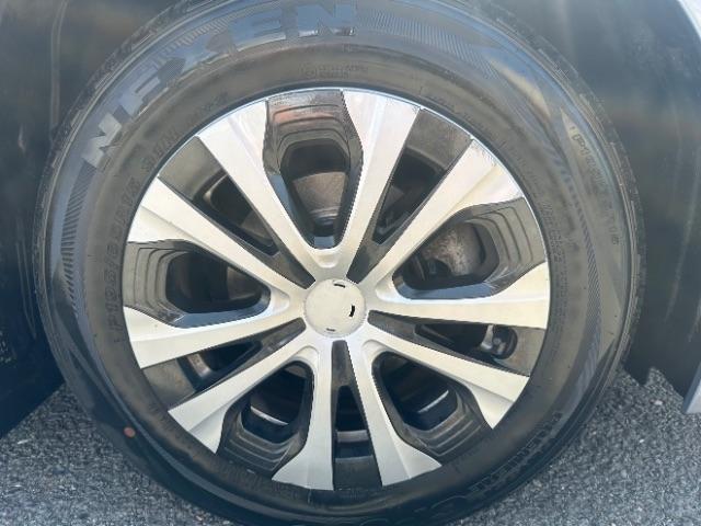 Toyota Corolla Hybrid LE CVT (Natl) 2022