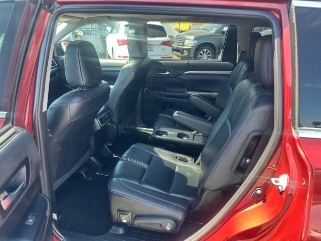 Toyota Highlander XLE V6 AWD (Natl) 2019