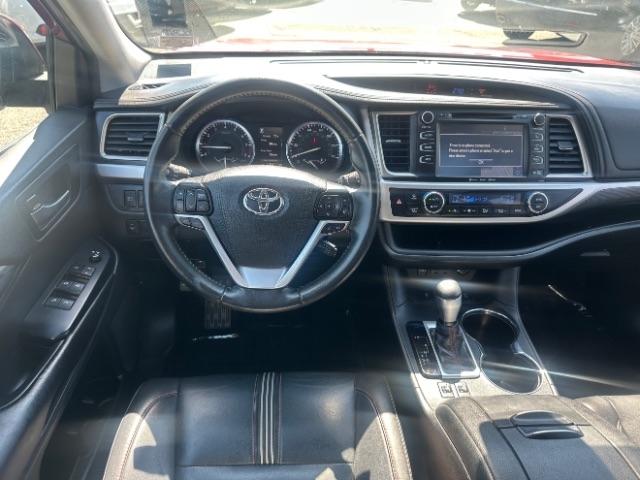 Toyota Highlander XLE V6 AWD (Natl) 2019
