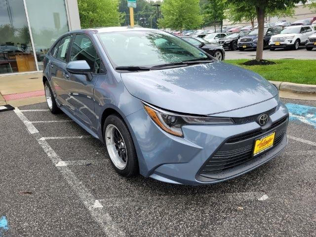 Toyota Corolla LE CVT (Natl) 2024