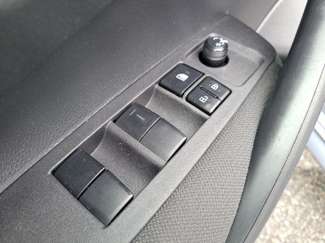 Toyota Corolla LE CVT (Natl) 2024