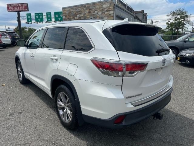 Toyota Highlander AWD 4dr V6 XLE (Natl) 2015