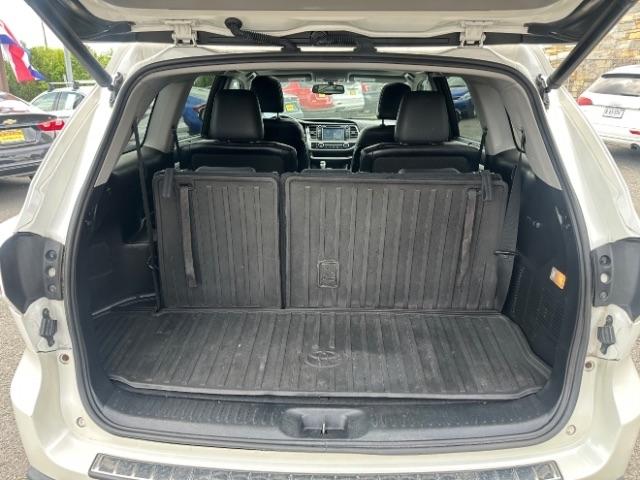Toyota Highlander AWD 4dr V6 XLE (Natl) 2015
