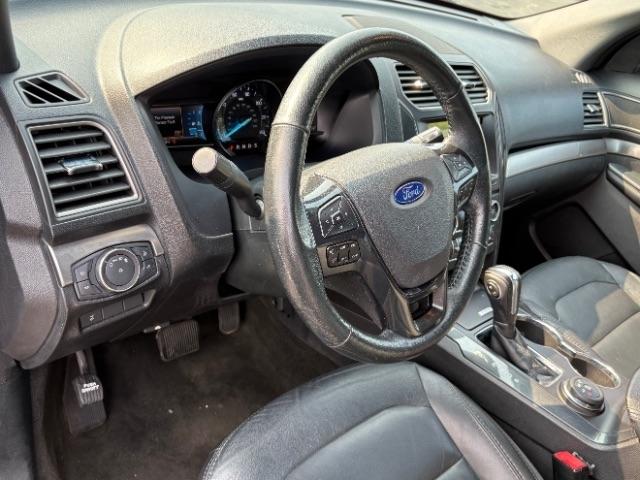Ford Explorer XLT 4WD 2018
