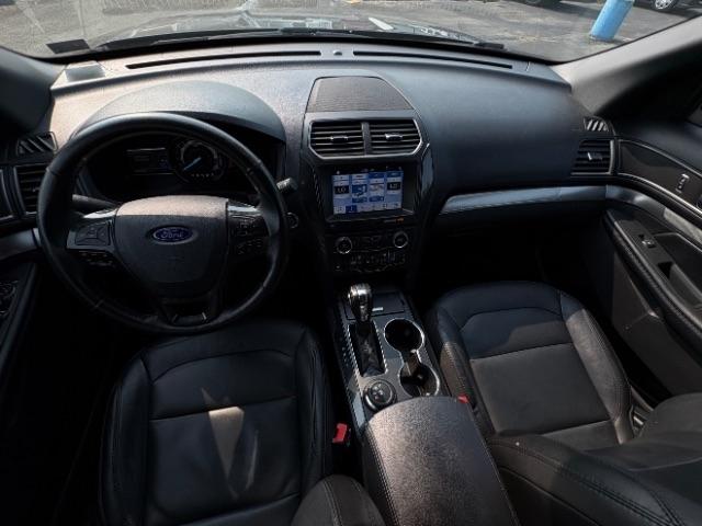 Ford Explorer XLT 4WD 2018