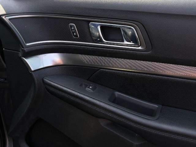 Ford Explorer XLT 4WD 2018