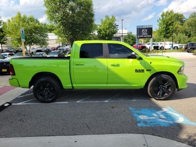 RAM 1500 Sport 4x4 Crew Cab 5'7" Box 2017