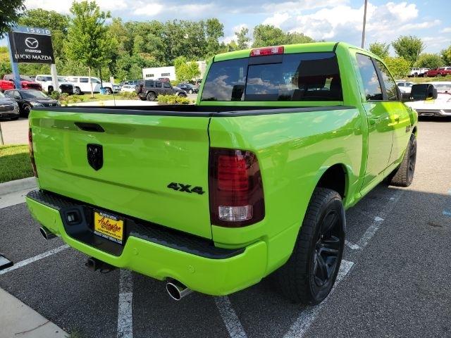 RAM 1500 Sport 4x4 Crew Cab 5'7" Box 2017