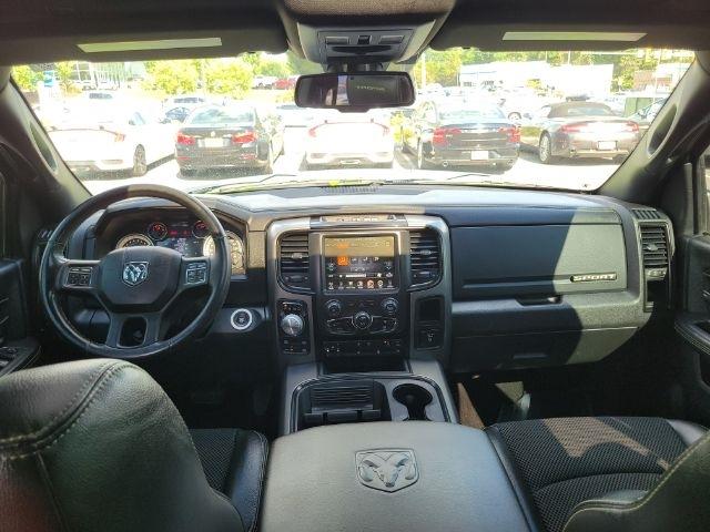 RAM 1500 Sport 4x4 Crew Cab 5'7" Box 2017