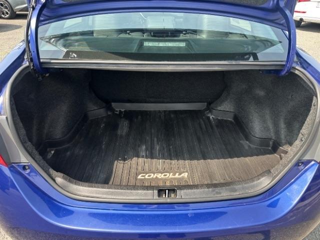 Toyota Corolla XLE CVT (Natl) 2019