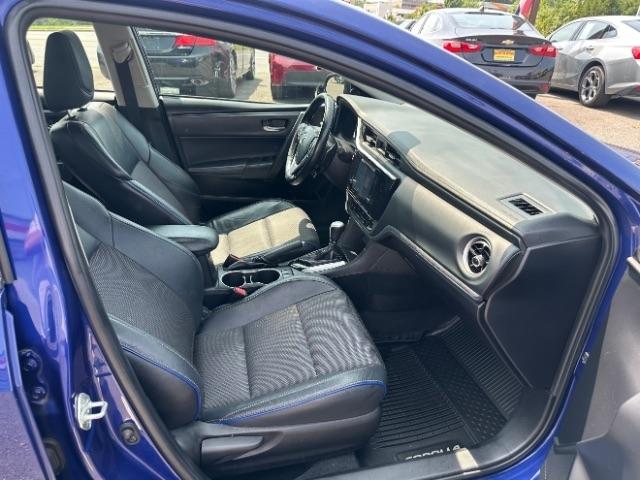 Toyota Corolla XLE CVT (Natl) 2019