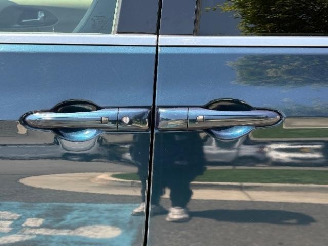 Chrysler Pacifica Touring L FWD 2022