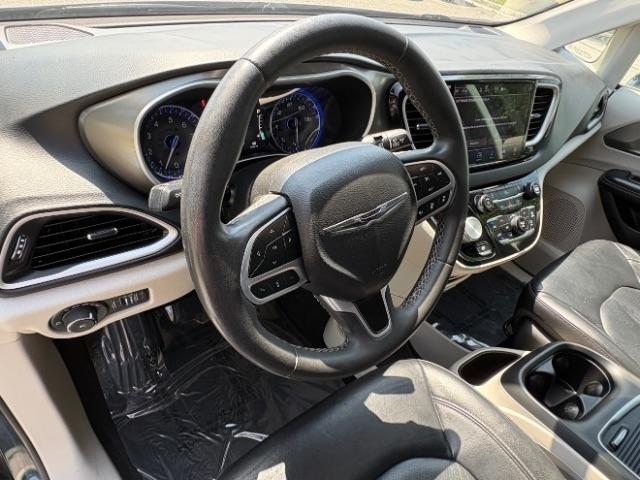 Chrysler Pacifica Touring L FWD 2022