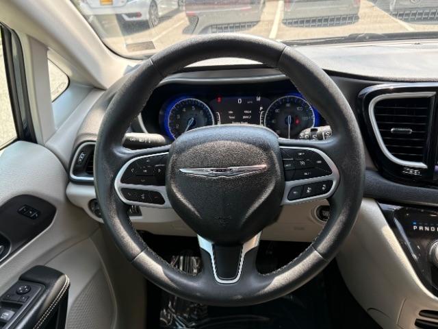 Chrysler Pacifica Touring L FWD 2022