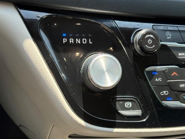 Chrysler Pacifica Touring L FWD 2022