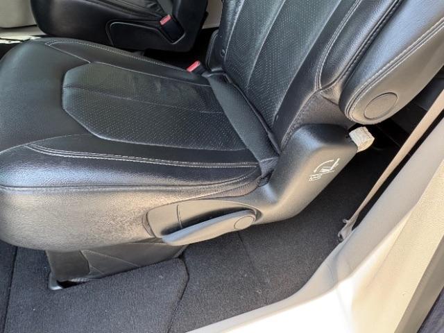 Chrysler Pacifica Touring L FWD 2022