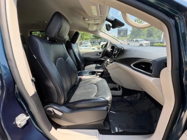 Chrysler Pacifica Touring L FWD 2022
