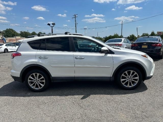 Toyota RAV4 Limited AWD (Natl) 2017