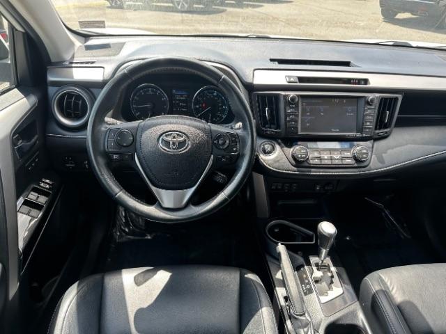 Toyota RAV4 Limited AWD (Natl) 2017