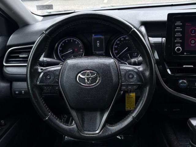 Toyota Camry SE Auto (Natl) 2021