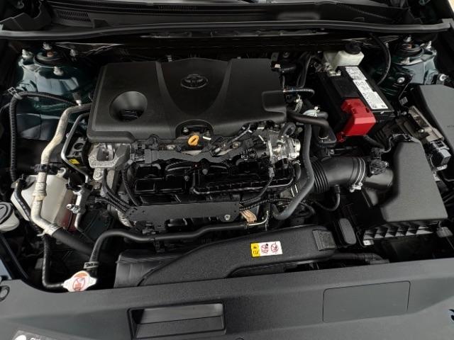 Toyota Camry SE Auto (Natl) 2021