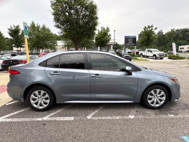 Toyota Corolla LE CVT (Natl) 2022