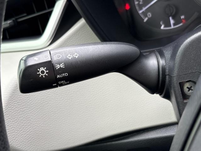 Toyota Corolla LE CVT (Natl) 2022