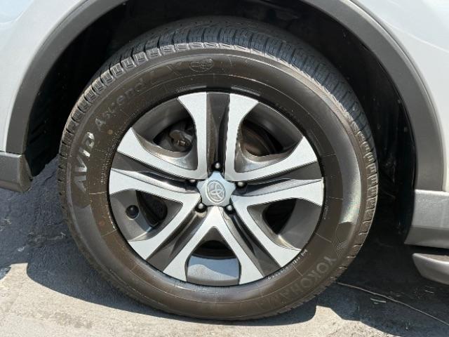 Toyota RAV4 FWD 4dr LE (Natl) 2016
