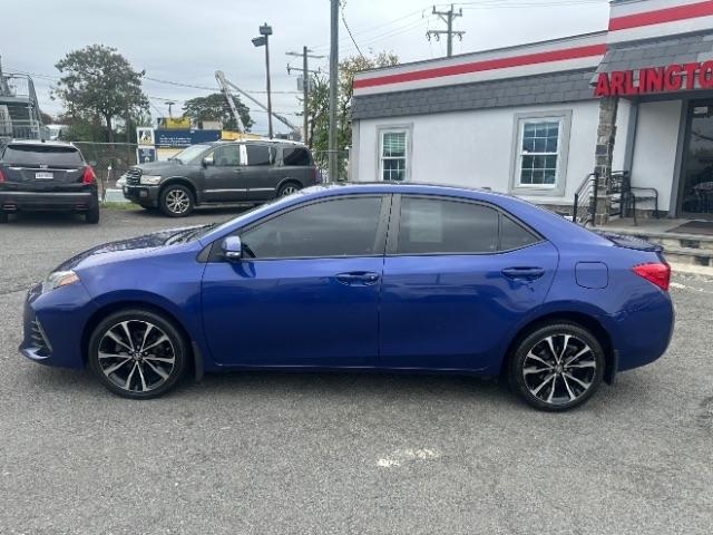 Toyota Corolla XLE CVT (Natl) 2019